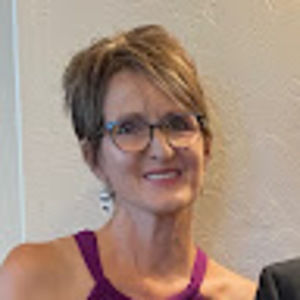 Meet your Posher, Dena